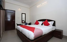 Hotel O By Oyo Shiva Palace